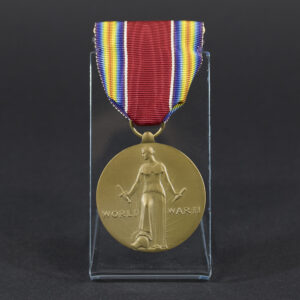 US WW2 Victorty medal in case
