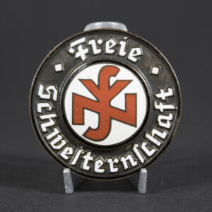 "Freie Schwesternschaft" badge
