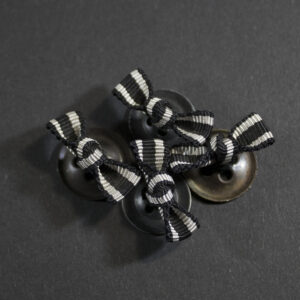 Button (bow) - WW1 Iron Cross 2nd class