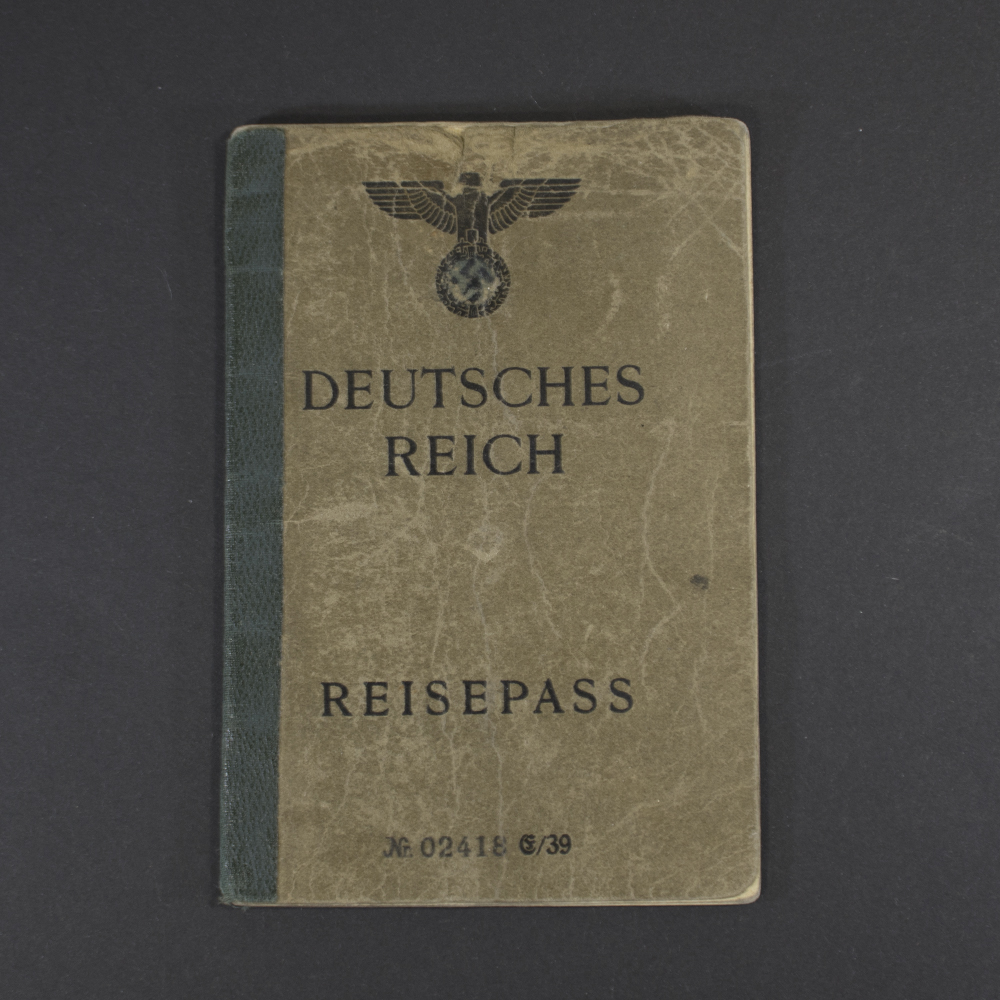 Front cover of an original Deutsches Reich Reisepass featuring the imperial eagle emblem and official German Reich markings from the early 20th century