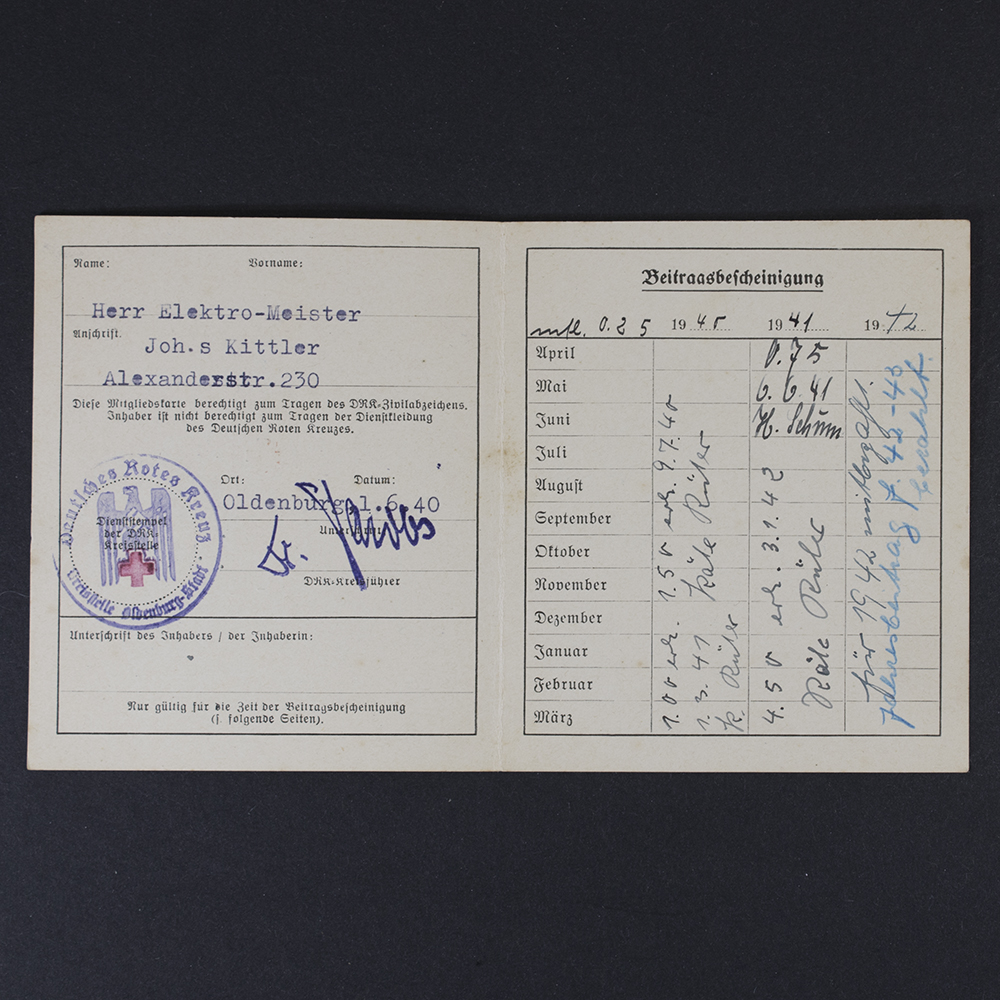 Inside pages of the German DRK membership pass, showing printed text, entries, and layout.