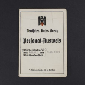 Front view of a WW2 German Personal Ausweis (identity card) issued to a male holder.