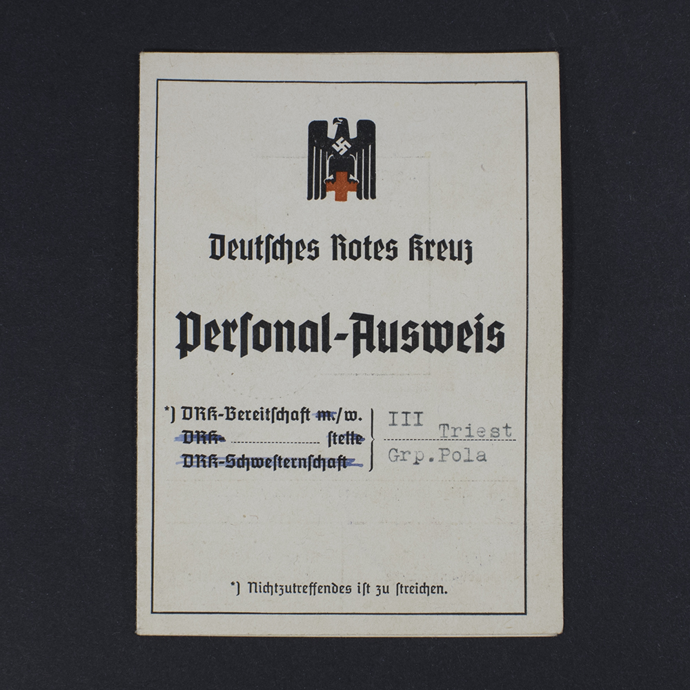 Front view of a WW2 German Personal Ausweis (identity card) issued to a female holder.
