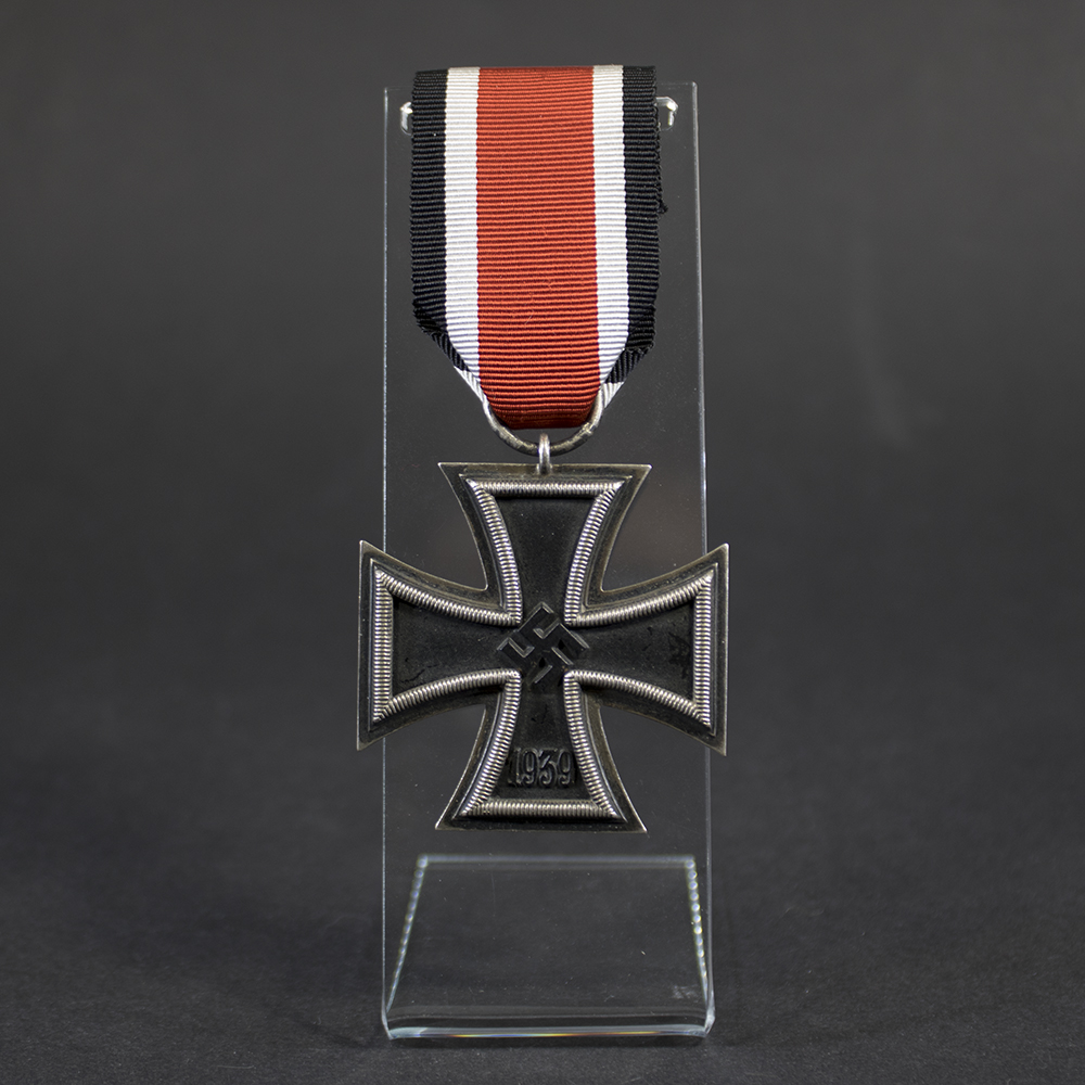 German WW2 Iron Cross 2nd Class overview showing full medal with ribbon