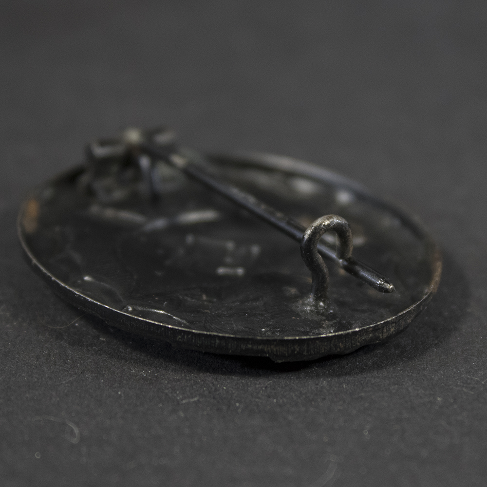 Close-up of hook on German WW2 Black Wound Badge showing attachment detail