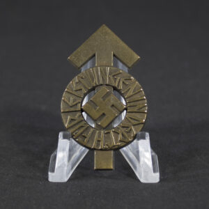 WW2 German Leistungsabzeichen in Bronze 60387 (M1/36) badge overview in good condition